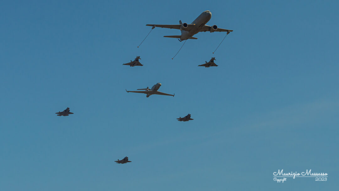 Formazione KC-46A, EF-2000, F-35, G-550 CAEW